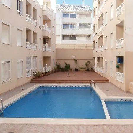 Appartement Stunning In With 2 Bedrooms And Outdoor Swimming Pool
